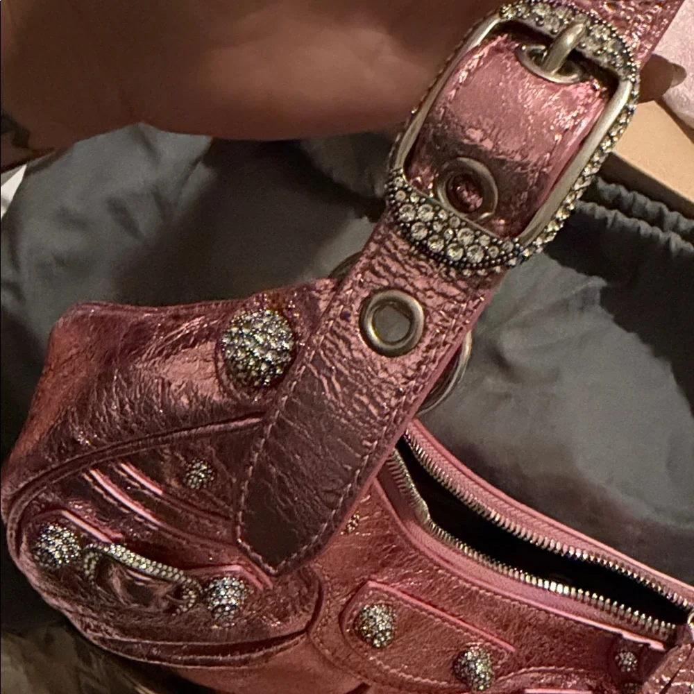 Balenciaga Pink Le Cagole Xs Shoulder Bag Metallized With Rhinestones - Picture 13 of 15